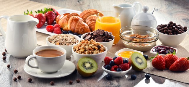 Zdravi ljudi za doruèak jedu tri vrste namirnica